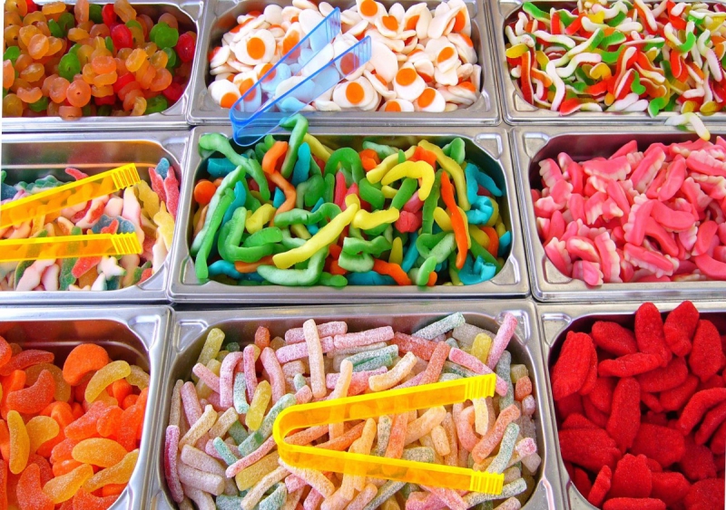 vente-ANTIBES-min_pick_and_mix_children's_sweets_candy_colorful_treat_confectionery-1020869